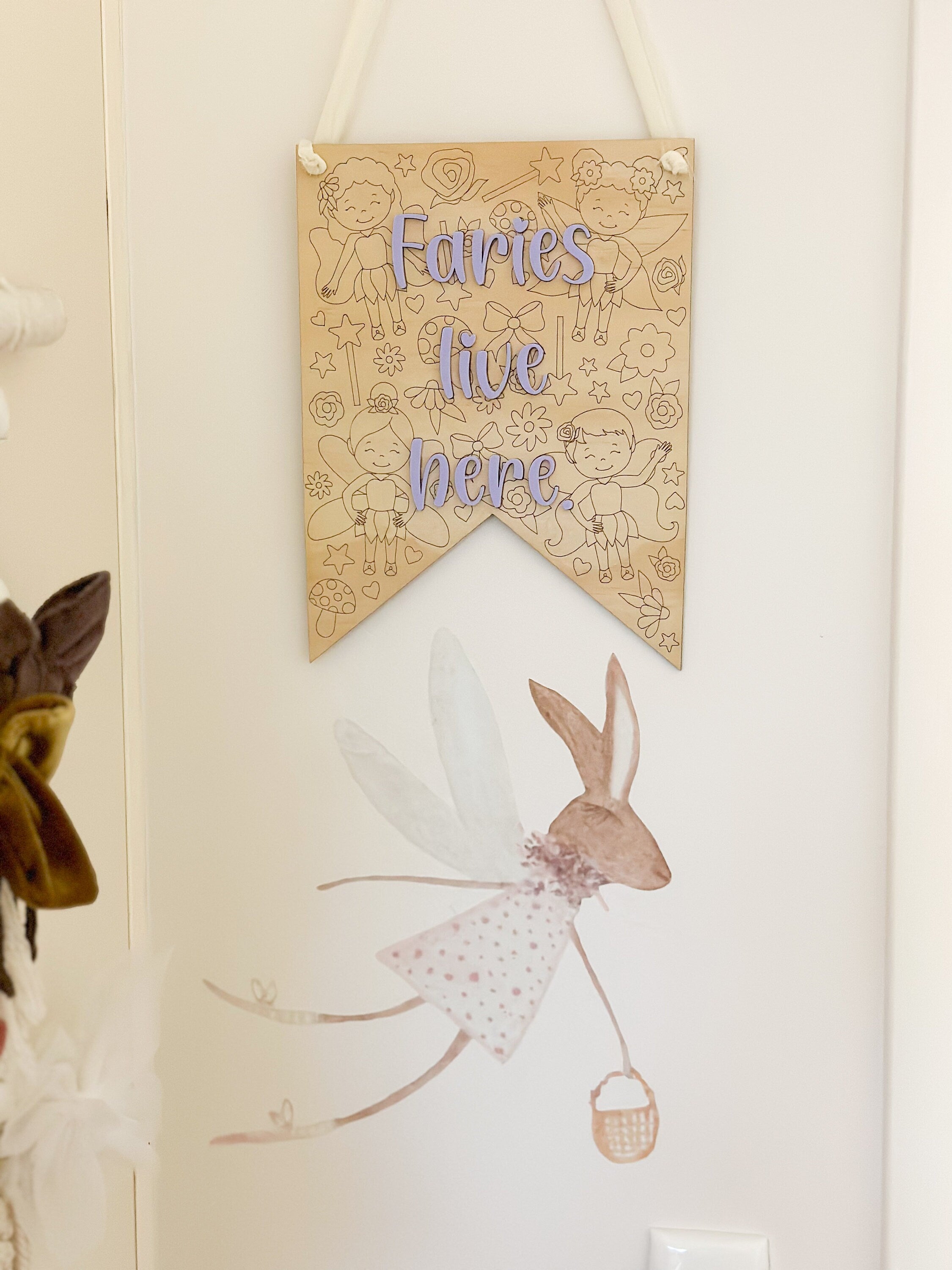“Fairies Live Here” Room Décor Sign