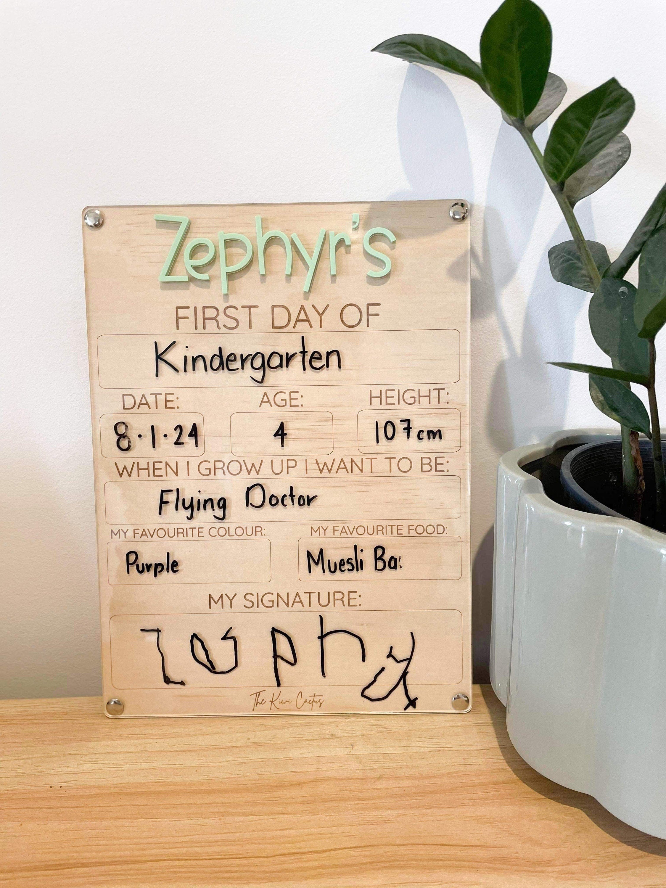 Signature Range Double-Sided Back to School Board