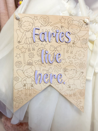 “Fairies Live Here” Room Décor Sign
